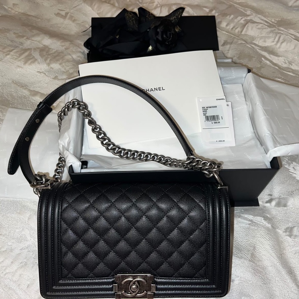 Chanel Boy Bag 2022 Black Caviar